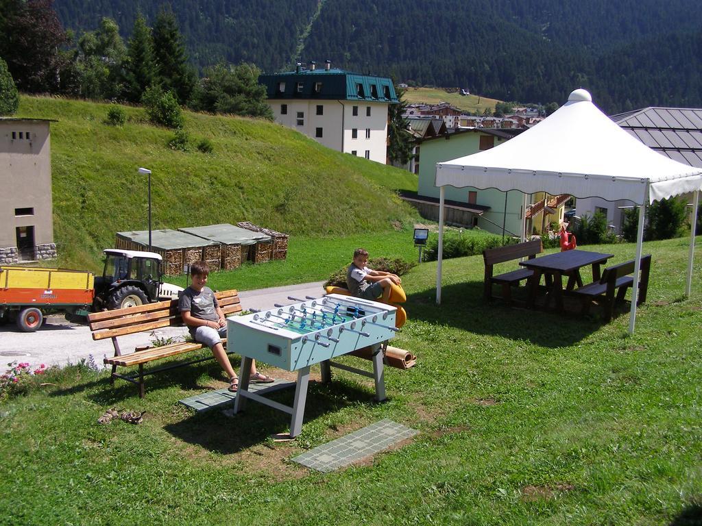 Appartamenti La Val Andalo Exterior foto